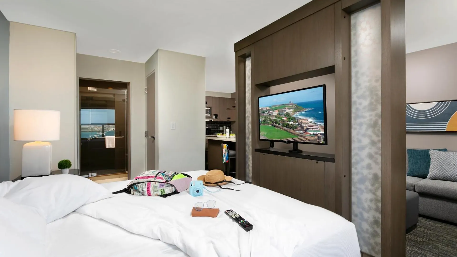 Hotel Hyatt House San Juan 3*,