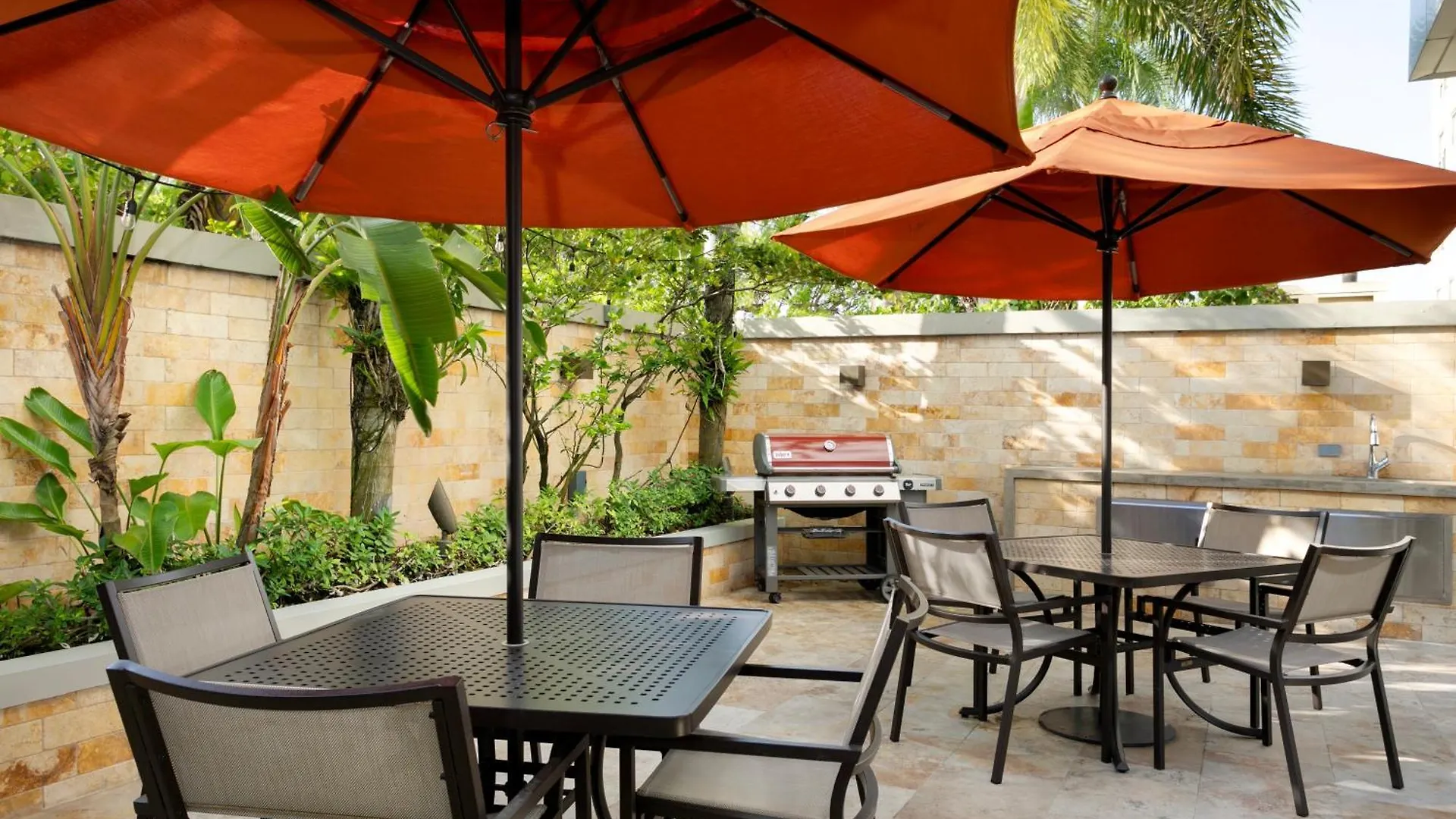 Hotel Hyatt House San Juan 3*,